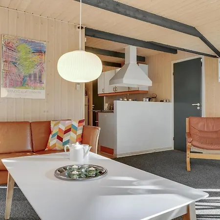 Semesterbostad Gorgeous In With Kitchen