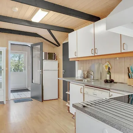 Gorgeous In With Kitchen بيت للعطل Hemmet