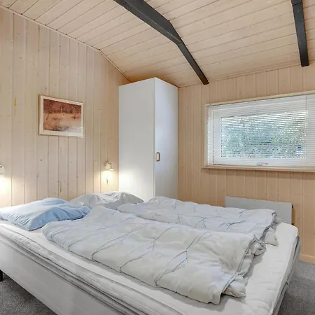 Gorgeous In With Kitchen Semesterbostad *
