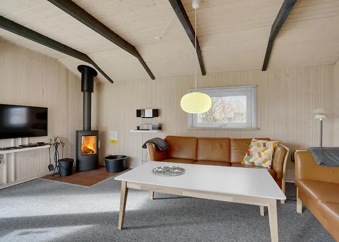 Semesterbostad Three-bedroom In *